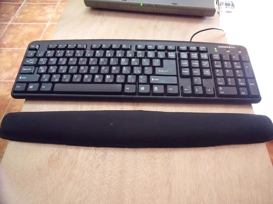 משטח ג'ל ארגונומי למקלדת Keyboard Gel Pad